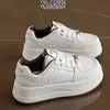 Tênis plataforma feminino em couro legítimo, cadarço branco, novo estilo 2026, sapatos casuais atléticos versáteis para estudantes