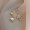 Pendientes Vintage Estilo Francés con Ojo de Gato Incrustado de Diamantes y Perlas, Pendientes de Lujo Ligero de Gama Alta, Exquisitos y Modernos Accesorios para Orejas Versátiles al por Mayor