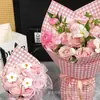 Papel Kraft a Cuadros Romántico Fábrica al por Mayor Papel de Envoltura para Caja de Regalo de Flores Día de San Valentín Día de la Mujer Día de la Madre