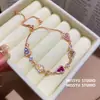 ¡Cadena de Corazones de Colores! Pulsera con Colgante de Calabaza de Zirconia, Brazalete Exquisito Estilo Palacio, Joyería de Lujo Ligero de Gama Alta para Mujer al por Mayor
