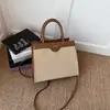 Bolso de Mano Retro para Viajero Primavera 2026 Bolso Cruzado Elegante Sencillo Diseño de Nicho Bolso Cruzado de Lujo Ligero con Estilo