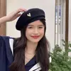 Boina de Novo Estilo para Mulheres, Versão Coreana, Chapéu de Artista Versátil para Outono, Chapéu Octogonal Retrô Artístico Quente para Inverno