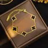 Pulsera de Trébol de Cuatro Hojas Popular Transfronterizo Alta Gama Lujo Ligero Joyería al por Mayor Accesorios de Nicho Joyería de Mano Popular Joyería Europea y Americana para Mujer