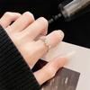 Anillo abierto de circonita con diseño de mariposa de lujo, ligero y superbrillante, exquisito anillo romántico personalizado y de alta gama que combina con todo.