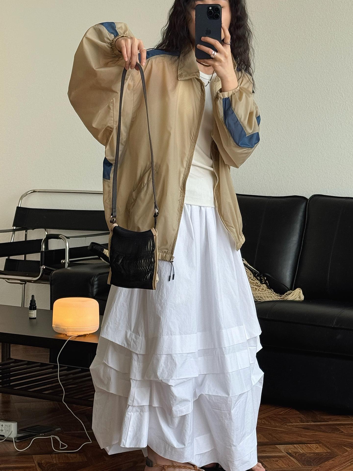 93AA22F6-F854-4FA3-9259-BF3F27