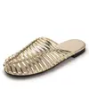 Chinelos de Palha Tecidos Artesanais Retrô Abertos Vazados Mules de Salto Baixo Verão Outdoor Pessoa Preguiçosa Meio Chinelo Sapatos Femininos J2333-1