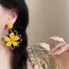 Brincos de Palha Flor de Sol Concha Femininos 2025 Novos Brincos Exagerados e Bonitos Brincos Únicos para Férias à Beira-Mar