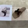 Novas sandálias femininas estilo coreano, bico quadrado, sem fechos, com aumento interno de altura, antiderrapantes, adequadas para uso casual ao ar livre e uso diário.