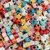 Cuentas de Letras Inglesas Digitales Acrílicas DIY para Niños Accesorios para Joyería Cuentas Sueltas Cuentas Cuadradas Fabricante Venta al Por Mayor
