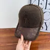 Boné de Baseball Tendência Bordado com Letras em Lã de Cordeiro para Mulheres e Homens, Espessado e Quente para Outono e Inverno, Fashion com Strass