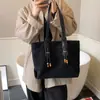 Bolso Tote de Gran Capacidad para el Trabajo Moda Tendencia Nuevo Retro Versátil Bolso de Hombro Bolso de Mano de Gamuza para Mujer