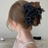 Pinza de Tiburón de Malla Plegada Suave Estilo Coreano con Diseño Tridimensional, Versátil para el Viaje Diario y Accesorio para el Cabello Versátil