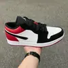 Zapatos Putian transfronterizos comercio exterior al por mayor zapatillas deportivas casuales versátiles de moda Jordan 1 para parejas, AJ1 de caña baja, zapatillas de panda para hombre y mujer