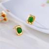 Plata S925 Chapada en Oro Incrustado de Oro Natural Hojuela de Huevo de Jaspe Hotan Estilo Cuadrado Pequeño Simple Diario Clavos de Presión para Hombres y Mujeres
