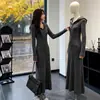 Vestido de punto largo con capucha estilo francés para mujer, elegante vestido suéter ajustado para otoño e invierno