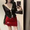 Camiseta Sexy de Encaje con Mangas Largas, Estilo Puro Deseo, Falso Dos Piezas, con Cuello Halter para Mujer, Nuevo Top Rojo Delgado para Otoño e Invierno, para el Año Nuevo