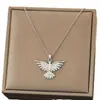 Collar de acero de titanio nuevo de moda 2023 para mujer estilo frío ins nicho de alta calidad lujo ligero combinable cadena para clavícula moda