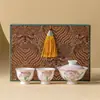 Juego de Té de Viaje Kung Fu Clavel Tallado Pintado a Mano de Fábrica con un Tazón y Dos Tazas Taza de Té con Tapa Portátil para Exteriores