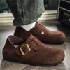 Zapatos slip-on de gamuza para hombre estilo Birkenstock, cobertura total, de doble uso para jóvenes profesionales, zapatos casuales de moda
