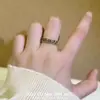 Anillo Vintage de Café Dorado Floral Hueco para Mujer, Anillo Exquisito de Gama Alta de Nicho, Anillo Versátil Personalizado de Lujo Ligero para Dedo Índice