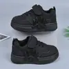 Tênis Baixo Feminino Primavera 2026 Respirável Leve Confortável Tênis Esportivo Casual Masculino Calçados Infantis para Caminhada