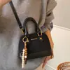 Bolso de Mano Retro de Gama Alta para Mujer 2025 Invierno Nuevo Estilo Coreano Bolso de Hombro de Moda Versátil Bolso Cruzado
