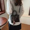 Bolsa retrô tipo cesta de vegetais para mulheres, outono e inverno 2025, nova moda coreana, pequena bolsa transversal versátil