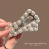 Exquisito y Dulce Clip Triangular de Lana con Perlas Bb Clip Estilo Coreano Clip de Alto Nivel para Patillas Laterales para Mujeres Moderno y Versátil