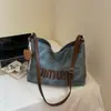 Bolsa Grande Retro Fosca Feminina de Grande Capacidade 2026 Nova Mochila Casual Outono/Inverno Bolsa Tote para o Dia a Dia