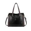 Bolso de Mano de Cuero Suave de Gran Capacidad de Comercio Exterior 2026 Nuevo Simple Ligero Moderno Bolso de Hombro Único Bolso Cruzado Versátil de Moda