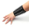 Pulseira Personalizada Punk Rebites de Metal Pulseira de Couro Genuíno Pulseira para Performance de Rock Suprimento Transfronteiriço