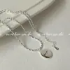 Collar Colgante de Tarjeta Redonda con Letra de Plata de Ley S925 Onihan para Niñas Cadena Avanzada para Clavícula Rosa Fotosensible Inglés