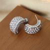 Diseño de industria pesada fundición moda joyería de diamantes completa simple incrustada multicolor diamante hecho a mano acero de titanio chapado en oro pendientes tipo C