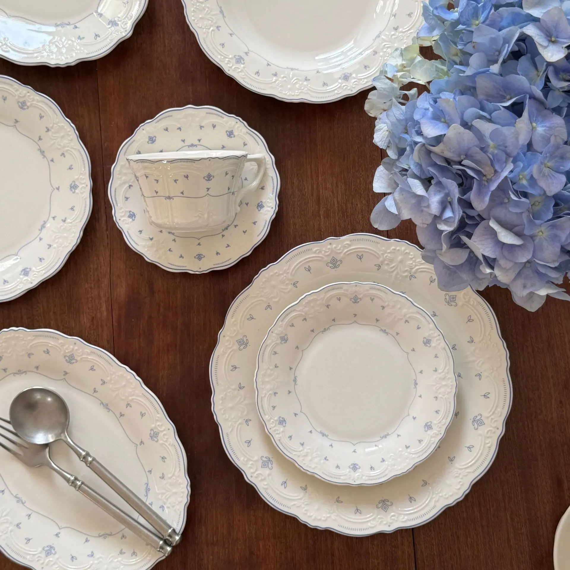 2604