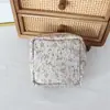 Bolso Cuadrado Pequeño Nuevo Estilo Mago Repujado Mini Bolso para Guardar Labiales Portátil Exquisito Billetera para Monedas Bolso para Guardar Servilletas Sanitarias para Mujeres