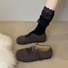 Zapatos casuales de gamuza estilo francés con tiras cruzadas para mujer, nuevo modelo otoño 2026, punta redonda, antideslizantes, cómodos, zapatos de un solo color de corte bajo