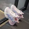 Zapatos para Niña 2024 Nuevo Estilo Verano Zapatos Deportivos de Malla para Niños Malla Transpirable Hebilla Giratoria Niña Mediana y Grande Zapatos Papá