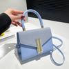 Bolsa Feminina Retrô Design de Nicho 2025 Verão Nova Tendência da Moda Ombro Único Bolsa Quadrada Pequena Casual Estilo Ocidental Bolsa Transversal