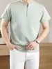 Nova camiseta masculina de verão com zíper parcial de manga curta, cor sólida, gola alta simples, pulôver, camiseta casual moderna, atacado e dropshipping