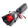 Caja de regalo navideña con mini ramo de rosas de jabón y flor de jabón individual. Regalo de fábrica.