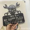 Transfronterizo Este Es Mi Lugar Feliz Letrero de Metal para Pared Placa de Happy World Skull