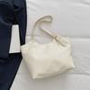 Versão Coreana do Novo Design de Nicho Versátil para o Dia a Dia Couro Macio Retrô Grande Capacidade Bolsa para Sogra Bolsa Transversal Tote de Ombro para Mulheres