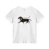Camiseta Feminina de Verão Novo Estilo com Ombro Reto, Algodão Puro, Manga Curta, Marca Americana Tendência com Estampa de Cachorro, Top Casual Versátil de Manga Curta
