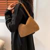 Bolso de felpa otoño e invierno Nuevo bolso peludo para mujer color liso simple piel de cordero terciopelo de oso bolso de axila bolso de hombro de moda para mujer