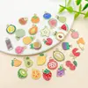 Mezcla de 30 Modelos de Frutas Simuladas en Miniatura con Goteo de Aceite, Sandía, Lichi, Mango, Uva, Plátano y Otros Accesorios de Joyería con Colgantes de Aleación