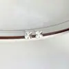 Pendientes de botón de trébol de cuatro hojas de plata de ley S925 Yinjia Nuevo estilo popular Cuidado del agujero de la oreja Exquisito temperamento Joyería de pendientes pequeños