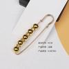 Broche de cintura con hebilla de perla blanca y negra, broche antiexposición para ropa fija, hebilla anudada en esquina para camiseta femenina, accesorios pequeños