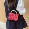 Nuevo Material Otoño e Invierno Perla Portátil Cadena Metálica Moda Bolso Color Nude Bolso Cuadrado Pequeño Bolso de Hombro Fabricante de Comercio Exterior Venta al por Mayor