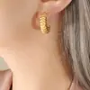 Moda Pendientes Europeos y Americanos de Acero de Titanio Chapados en Oro para Mujer Pendientes Rosca Forma de C Joyería para Oreja Geométrica Simple Forjada Vintage F035