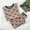 Cárdigan de Lana Antibacteriano 10A para Niños Ropa para el Hogar para Niños y Niñas Sin Costuras Clase A Conjunto de Top y Pantalón de Otoño Pijama de Dibujos Animados Moderno